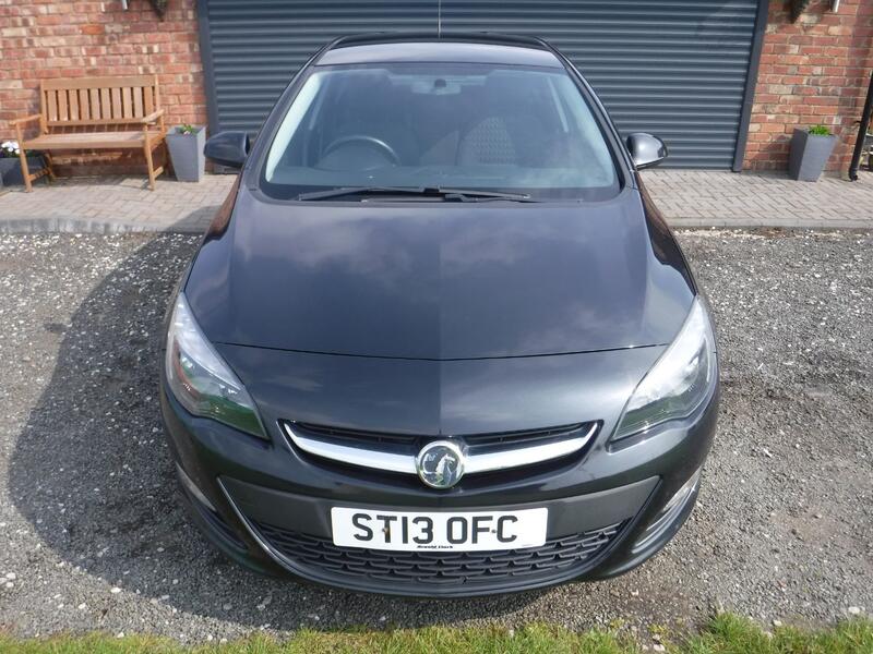 VAUXHALL ASTRA