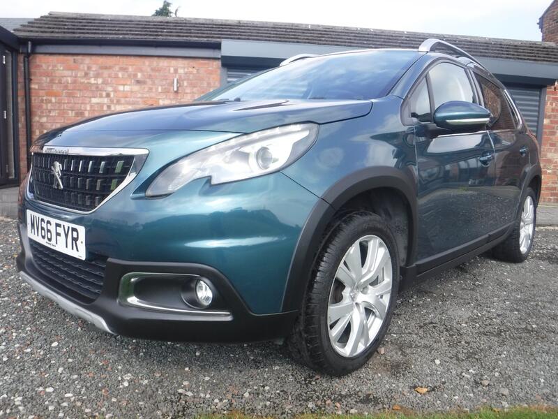 PEUGEOT 2008