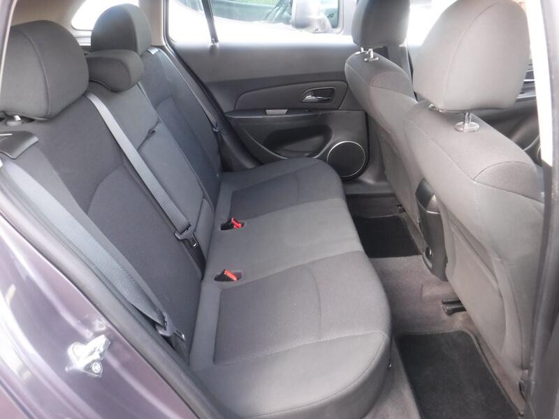 CHEVROLET CRUZE